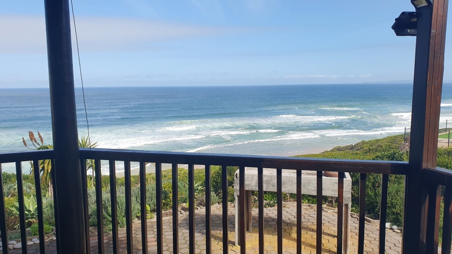 4 Bedroom Property for Sale in Dana Bay Western Cape